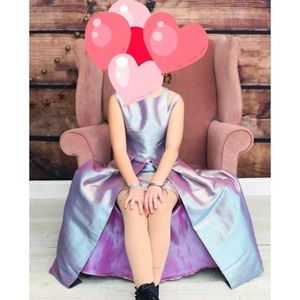 Taylor Swift inspired dress! EUC- Worn once. Girls Size 12